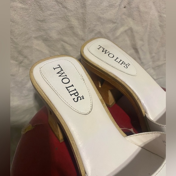 Two lips: vintage 80s leather heels - Picture 4 of 8